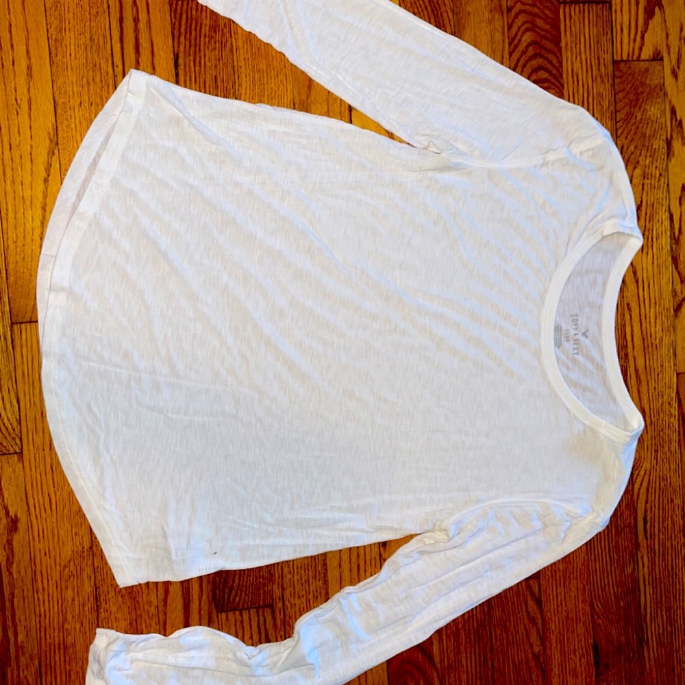 Women’s long sleeve American Eagle soft and sexy